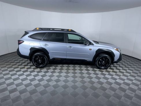 Used 2022 Subaru Outback Wilderness image 9