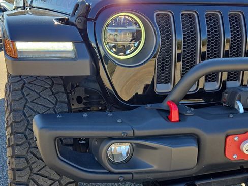 Used 2020 Jeep Wrangler Unlimited Rubicon w/ Steel Bumper Group image 3
