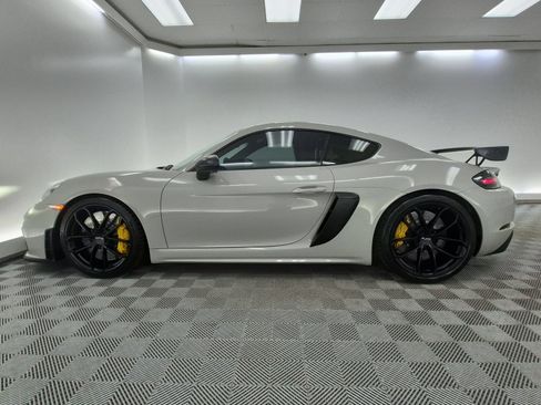 Certified 2020 Porsche 718 Cayman GT4 RWD image 2