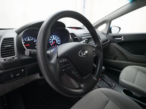 Used 2014 Kia Forte LX w/ Popular Package image 8