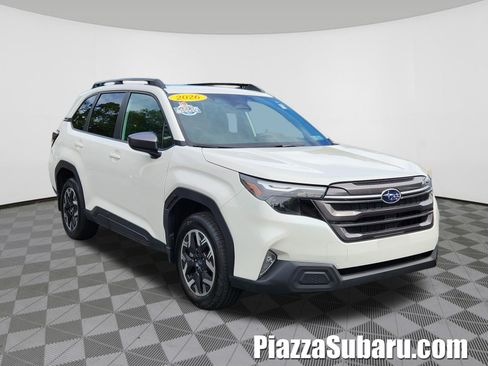 Certified 2026 Subaru Forester Premium AWD/4WD image 1