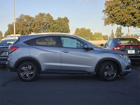 Used 2021 Honda HR-V EX image 3