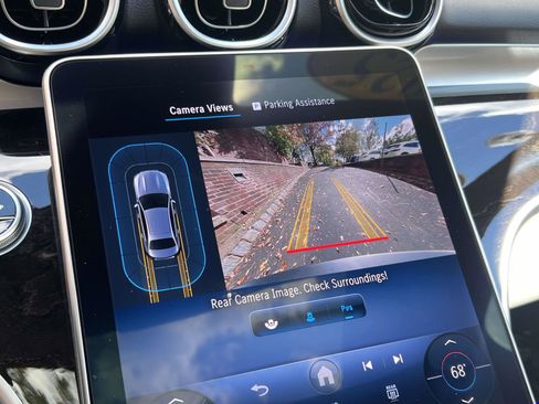 Used 2025 Mercedes-Benz C 300 4MATIC Sedan image 16