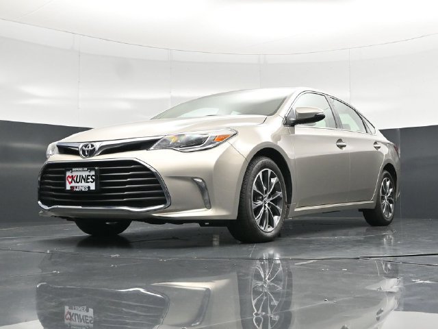 Used 2016 Toyota Avalon XLE FWD image 54