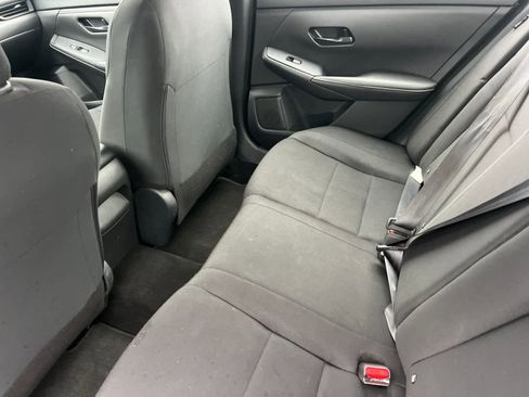 Used 2025 Nissan Sentra S image 5