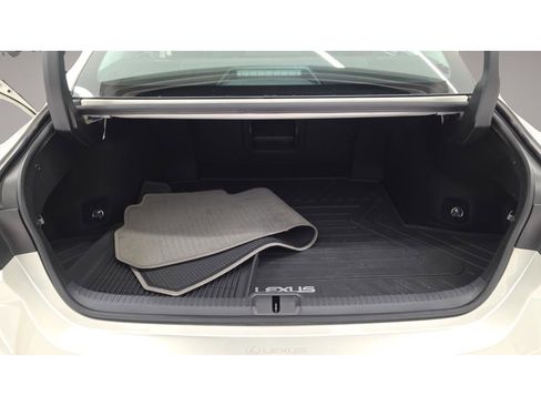 Used 2024 Lexus ES 350 Luxury image 14