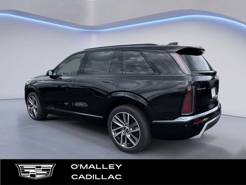 New 2026 Cadillac Vistiq Sport w/ LPO, Floor Liner Package image 3