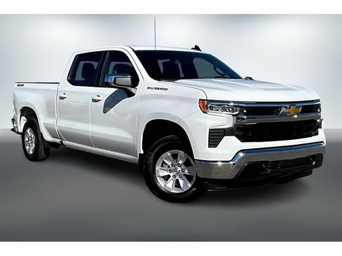 New 2026 Chevrolet Silverado 1500 LT image 2
