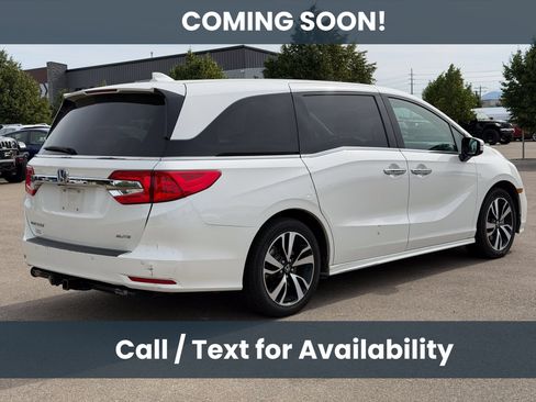 Used 2018 Honda Odyssey Elite image 5
