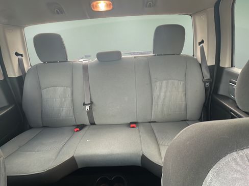 Used 2022 RAM 1500 Classic SLT w/ Electronics Group AWD/4WD image 19