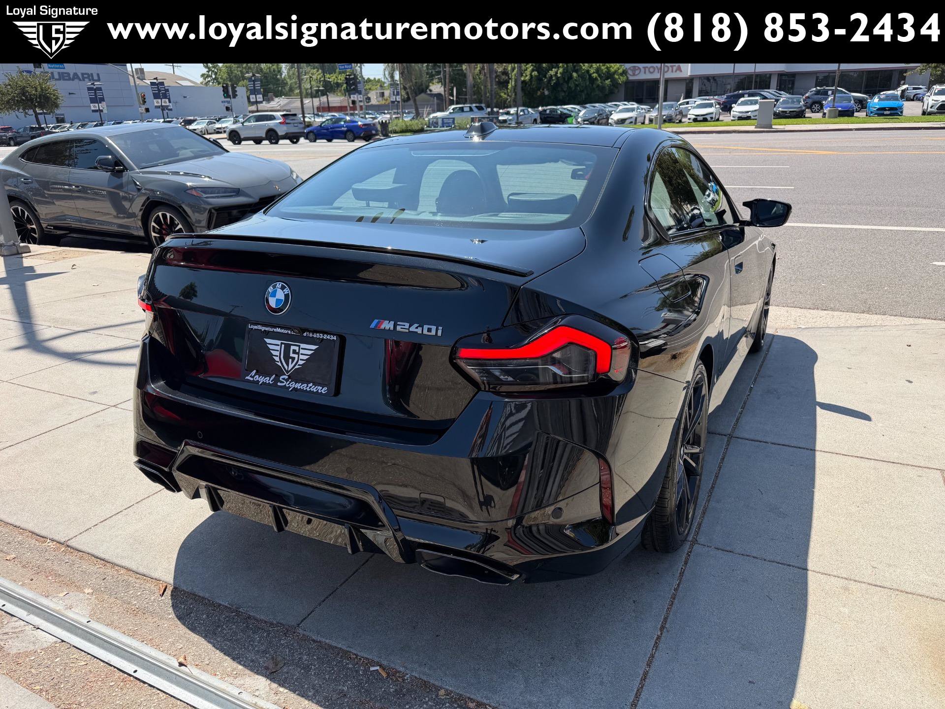 Used 2024 BMW M240i Coupe RWD image 7