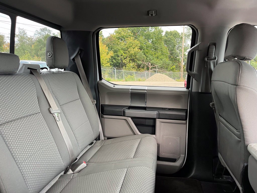 Used 2015 Ford F150 XLT w/ Equipment Group 302A Luxury RWD image 30