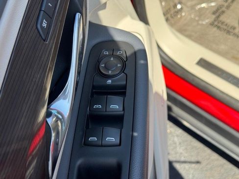 Used 2023 GMC Terrain Denali w/ Denali Premium Package AWD/4WD image 16
