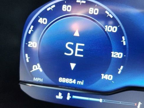 Used 2023 Chevrolet Tahoe RST image 11