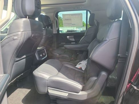 New 2026 Ford Expedition Max Platinum image 5