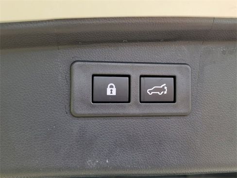 Used 2024 Subaru Outback Onyx Edition image 12