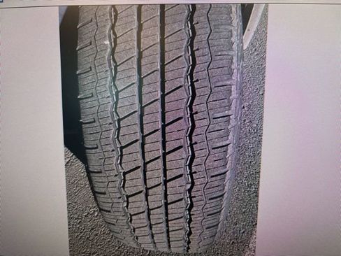 Used 2024 RAM 1500 Classic SLT image 18