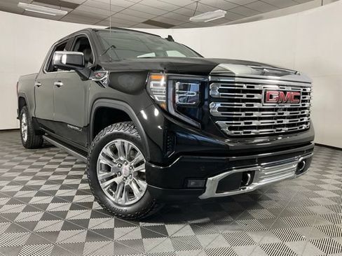 Used 2022 GMC Sierra 1500 Denali AWD/4WD image 57