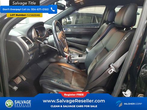 Used 2020 Jeep Grand Cherokee Altitude AWD/4WD image 9