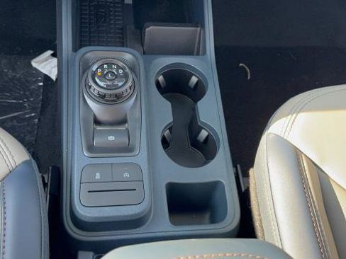 New 2025 Ford Maverick Lariat w/ 4K Tow Package image 19