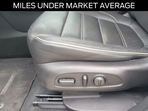 Used 2017 GMC Acadia Denali w/ Technology Package image 15