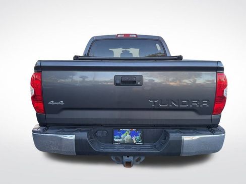 Used 2016 Toyota Tundra SR5 image 7
