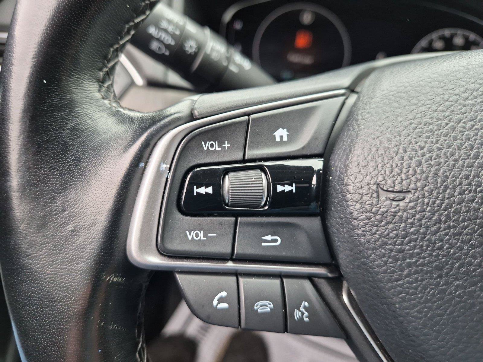 Used 2021 Honda Accord Touring image 19
