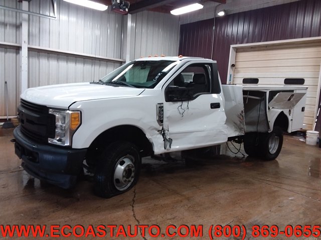 Used 2017 Ford F350 XL w/ Power Equipment Group AWD/4WD image 1
