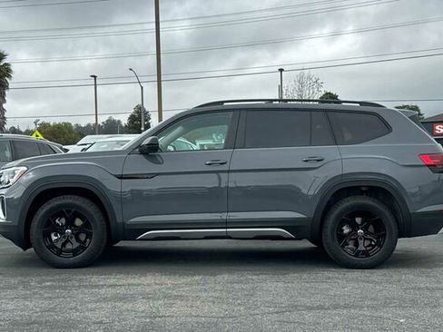 New 2026 Volkswagen Atlas Peak Edition AWD/4WD image 7