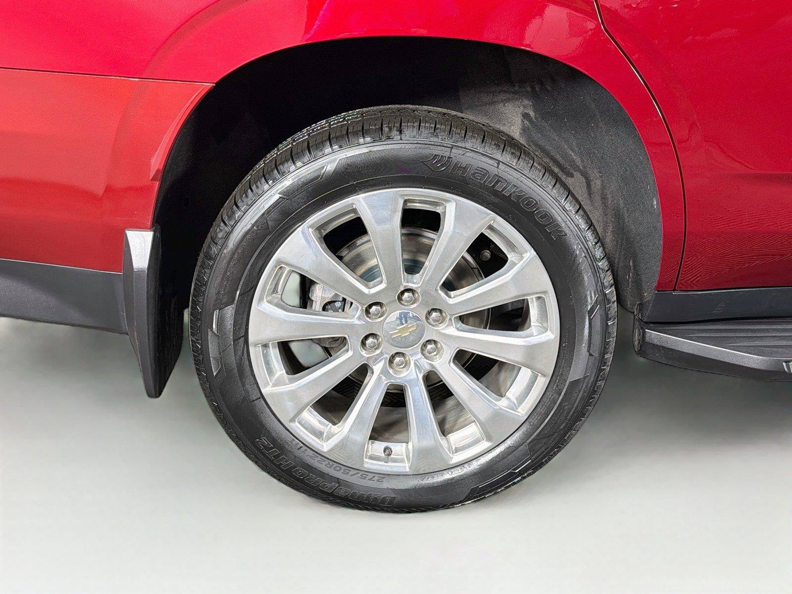 Used 2021 Chevrolet Tahoe Premier w/ Premium Package AWD/4WD image 33