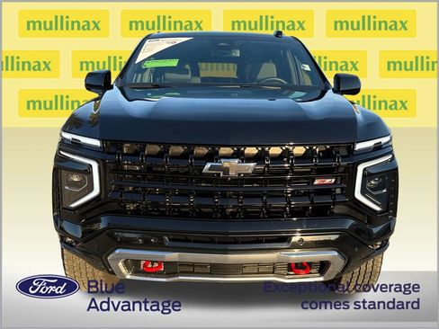 Used 2025 Chevrolet Tahoe Z71 w/ Comfort Package image 12