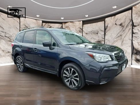 Used 2017 Subaru Forester 2.0XT Premium AWD/4WD image 3