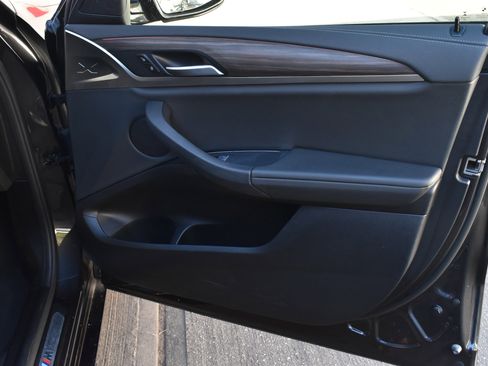 Used 2020 BMW X4 xDrive30i w/ M Sport Package 2 image 30