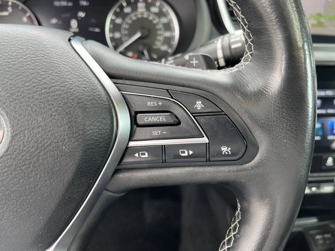 Used 2020 INFINITI QX50 Sensory image 17