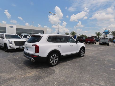 Used 2022 Kia Telluride S AWD/4WD image 10