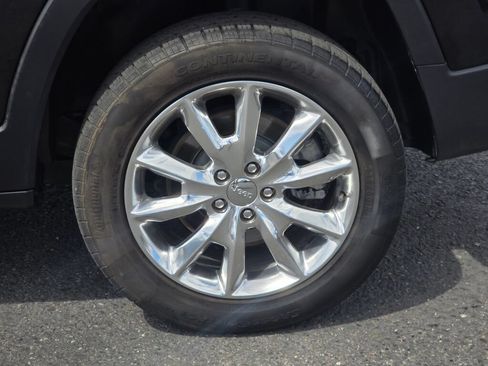 Used 2014 Jeep Cherokee Limited w/ Technology Group AWD/4WD image 10