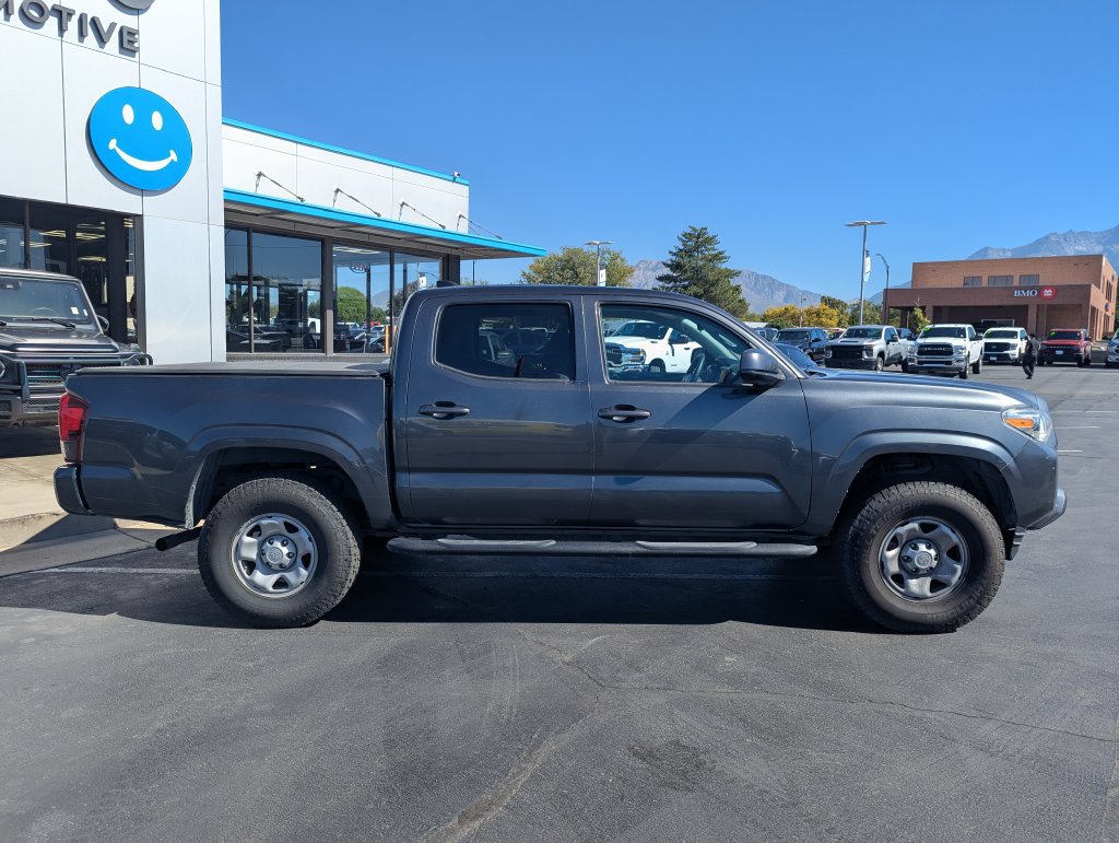 Used 2021 Toyota Tacoma SR AWD/4WD image 2