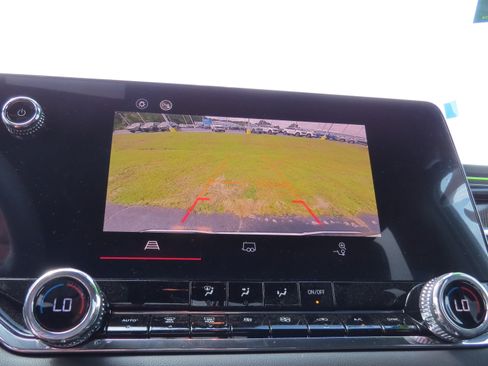 New 2025 GMC Canyon Elevation w/ Convenience Package image 25