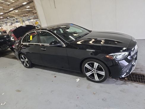 Used 2023 Mercedes-Benz C 300 4MATIC Sedan image 3