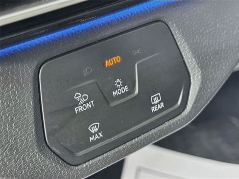 Used 2022 Volkswagen ID.4 Pro S w/ Gradient Package RWD image 10