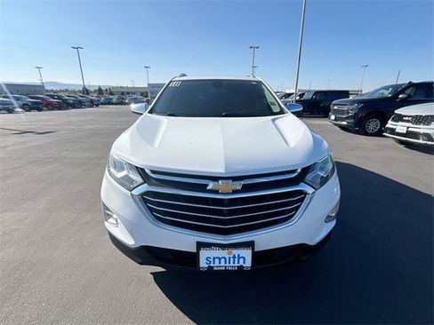 Used 2018 Chevrolet Equinox Premier image 24