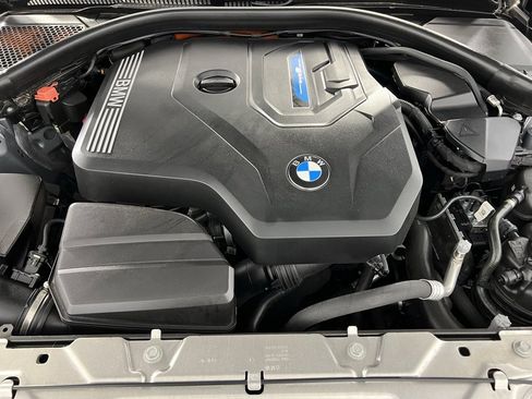 Used 2024 BMW 330e image 32