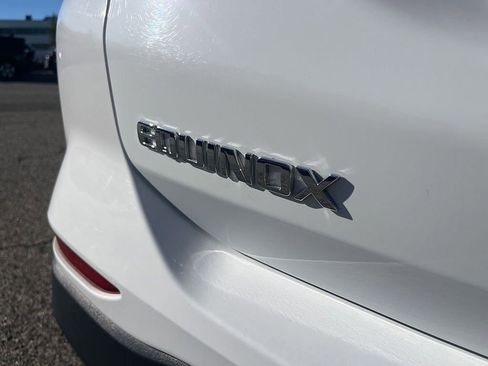 Used 2023 Chevrolet Equinox LT image 48