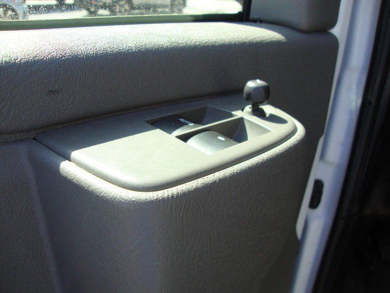 Used 2023 Chevrolet Express 2500 Extended w/ Driver Convenience Package RWD image 9