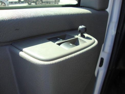 Used 2023 Chevrolet Express 2500 Extended w/ Driver Convenience Package image 9