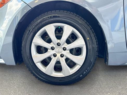 Used 2020 Toyota Corolla LE FWD image 27