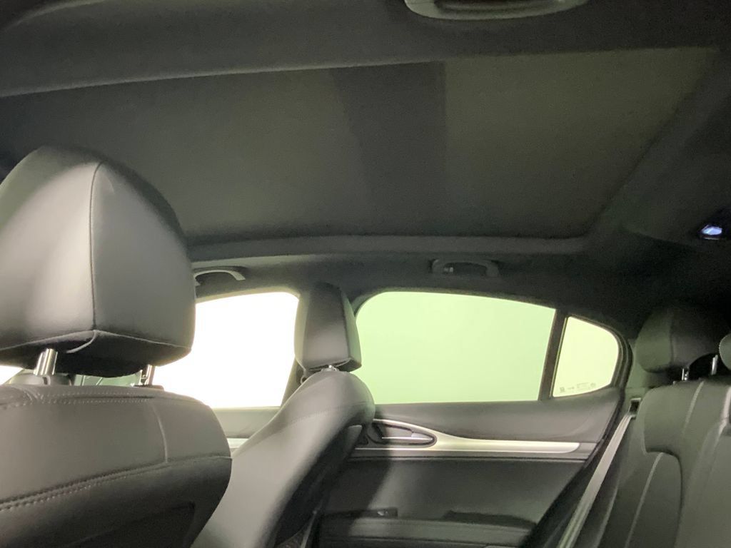 New 2026 Alfa Romeo Stelvio Sprint AWD/4WD image 39