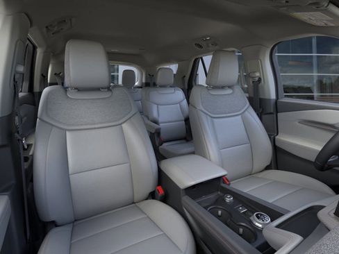 New 2026 Ford Explorer Active w/ Active Comfort Package image 32