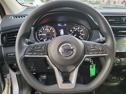 Certified 2022 Nissan Rogue Sport S image 17