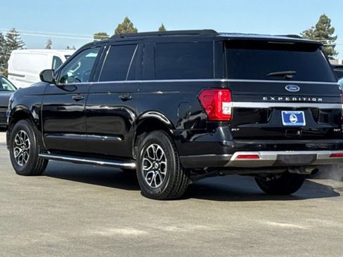 Certified 2022 Ford Expedition Max XLT image 5